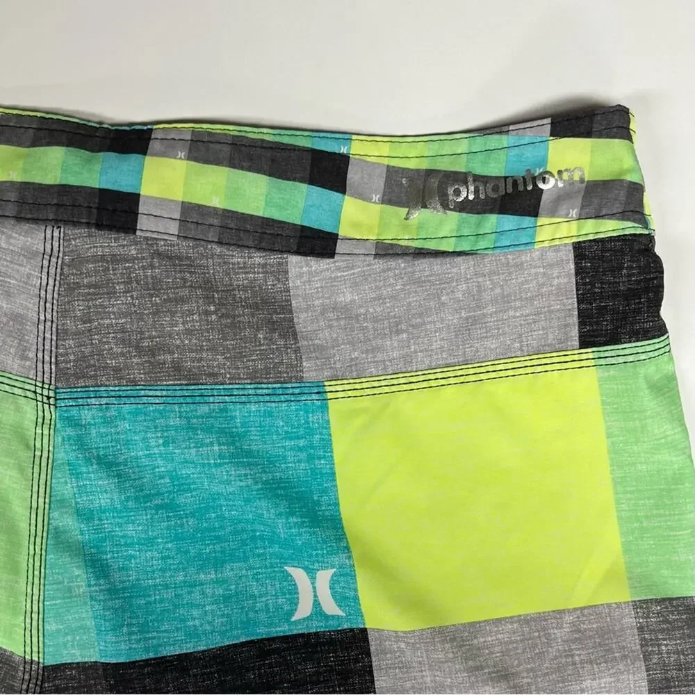 Hurley | Blue Green Checkered Plaid Boardshorts